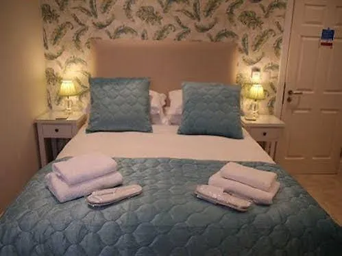 The Rising Sun Hotel Backwell