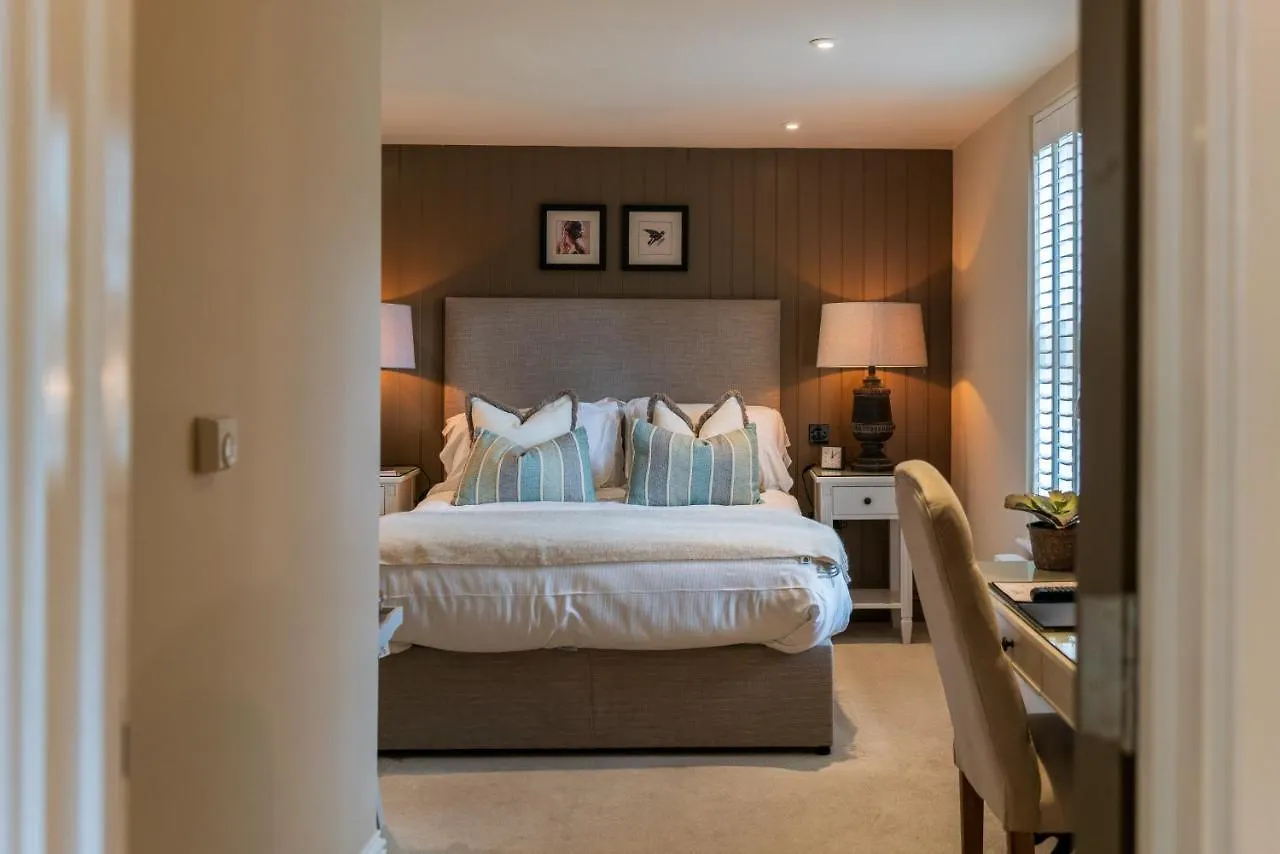 The Rising Sun Hotel Backwell 5*,