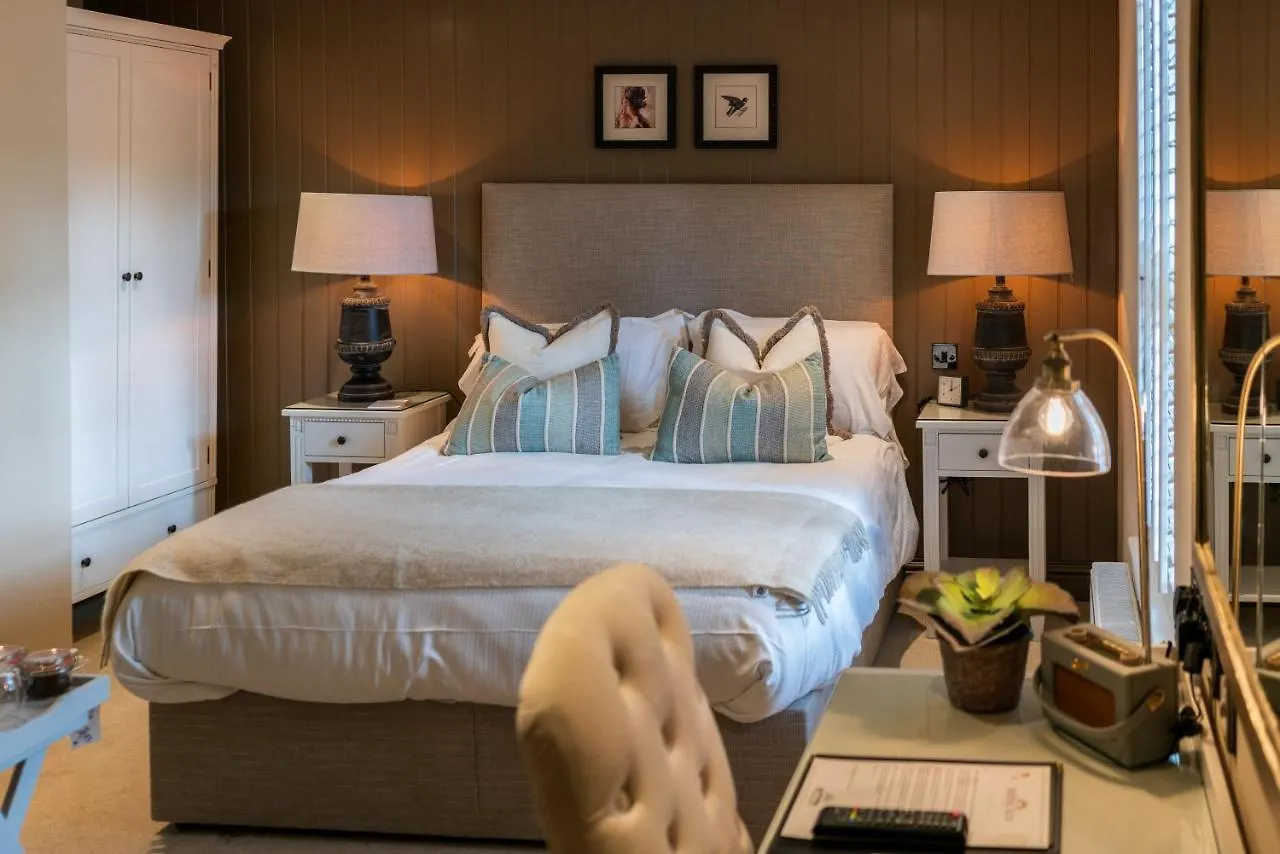 The Rising Sun Hotel Backwell 5*,  United Kingdom