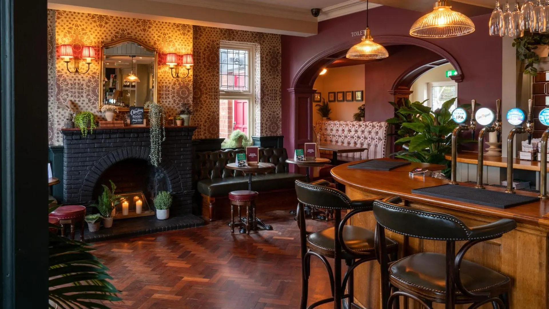 The Rising Sun Hotel Backwell